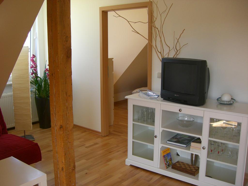 Haus Ostseeatoll Apartment Rostock Phòng bức ảnh