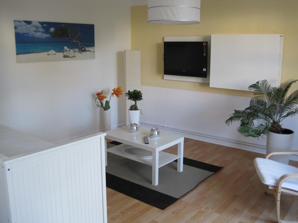 Haus Ostseeatoll Apartment Rostock Phòng bức ảnh