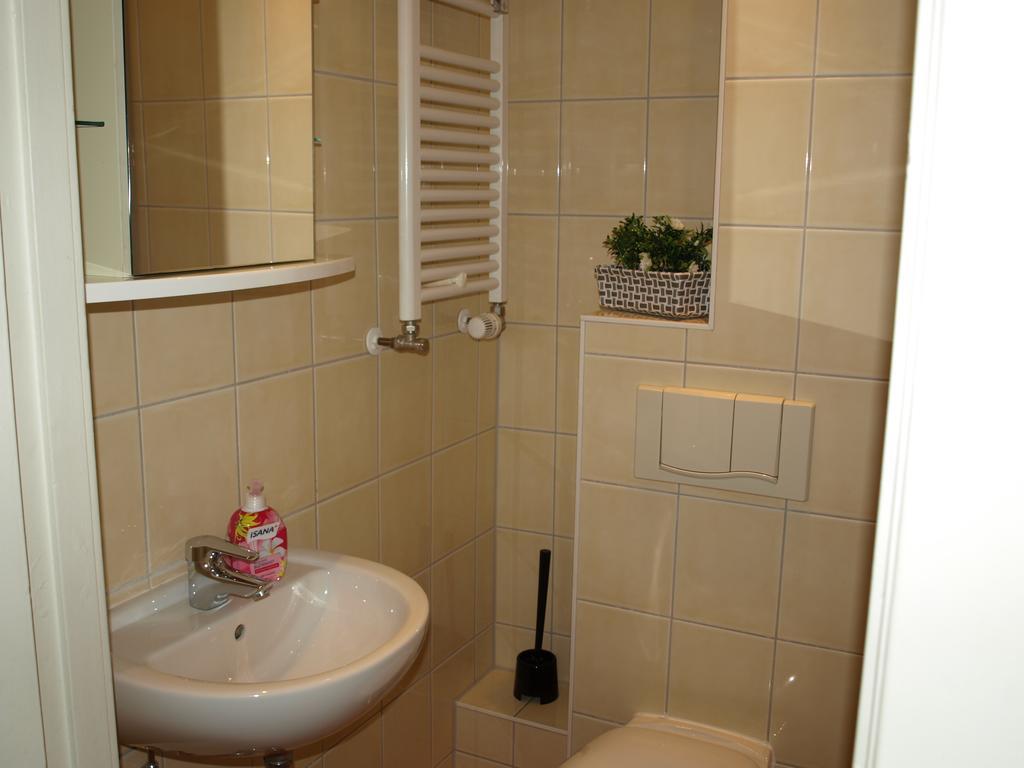 Haus Ostseeatoll Apartment Rostock Ngoại thất bức ảnh