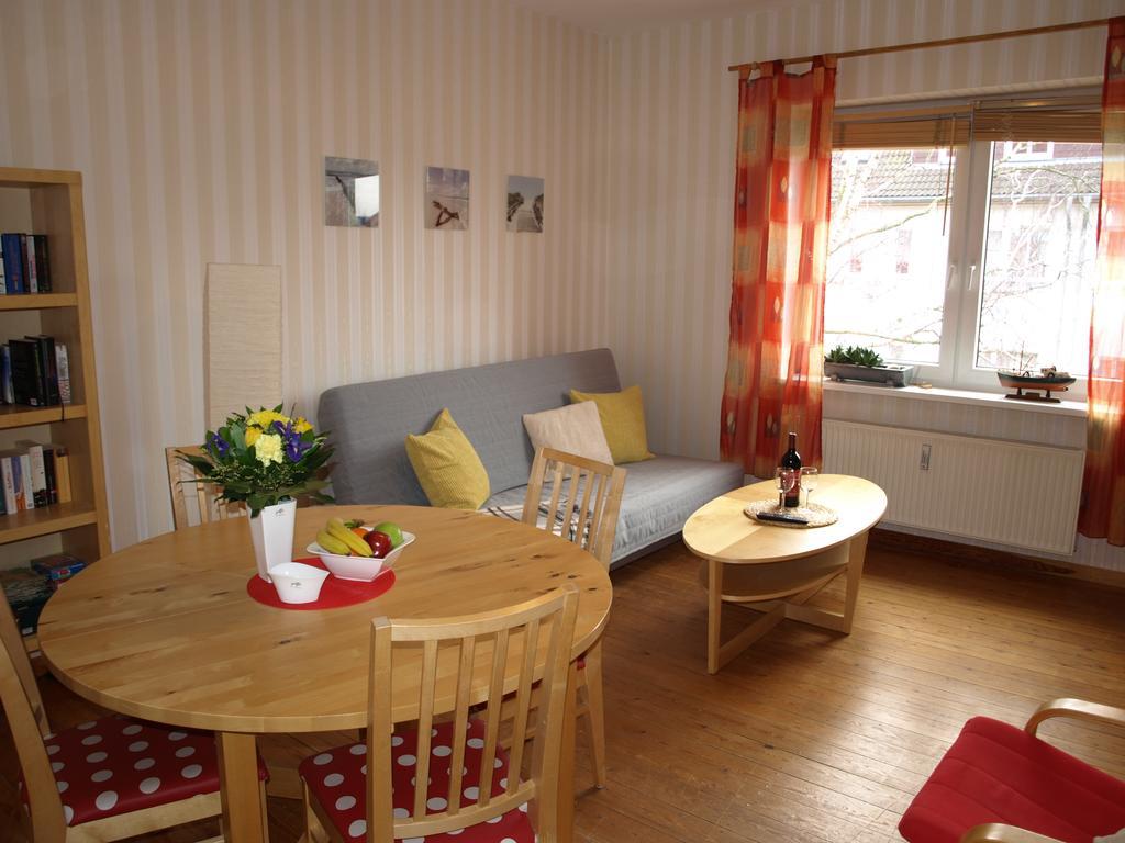 Haus Ostseeatoll Apartment Rostock Ngoại thất bức ảnh
